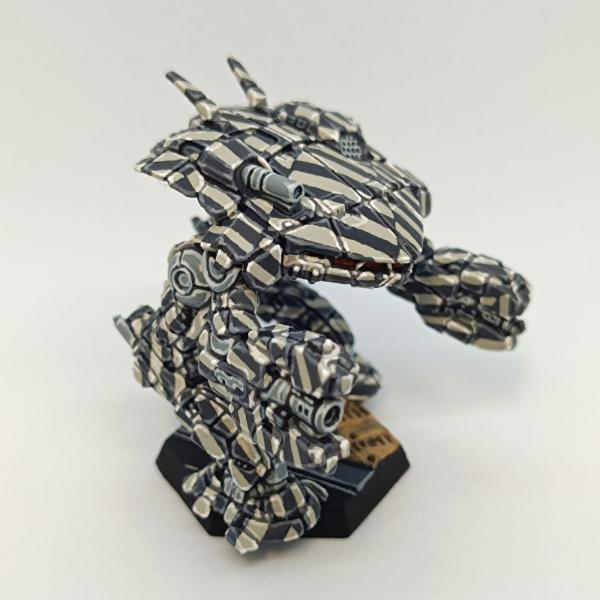 My most complex paintjob so far. Dazzle Battletech King Crab